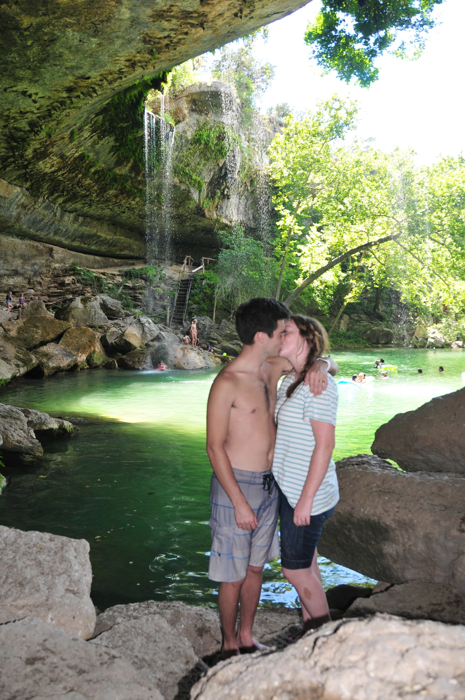 kiss kiss